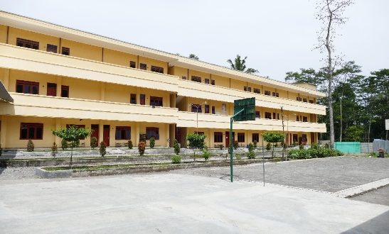 Wanita Berhak Mendapatkan Ilmu Pesantren Islam AlIrsyad